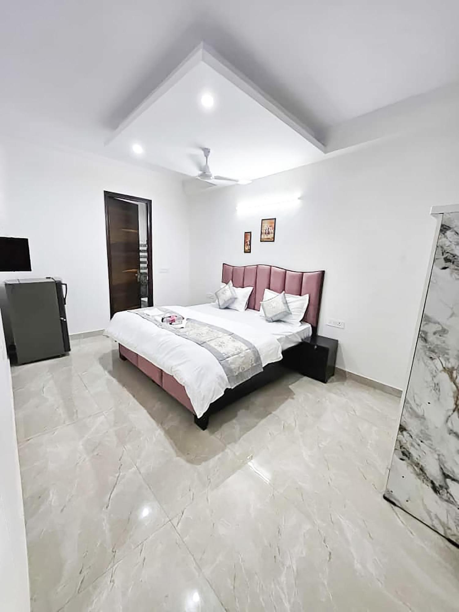Hotel Grand - Saket New Delhi
