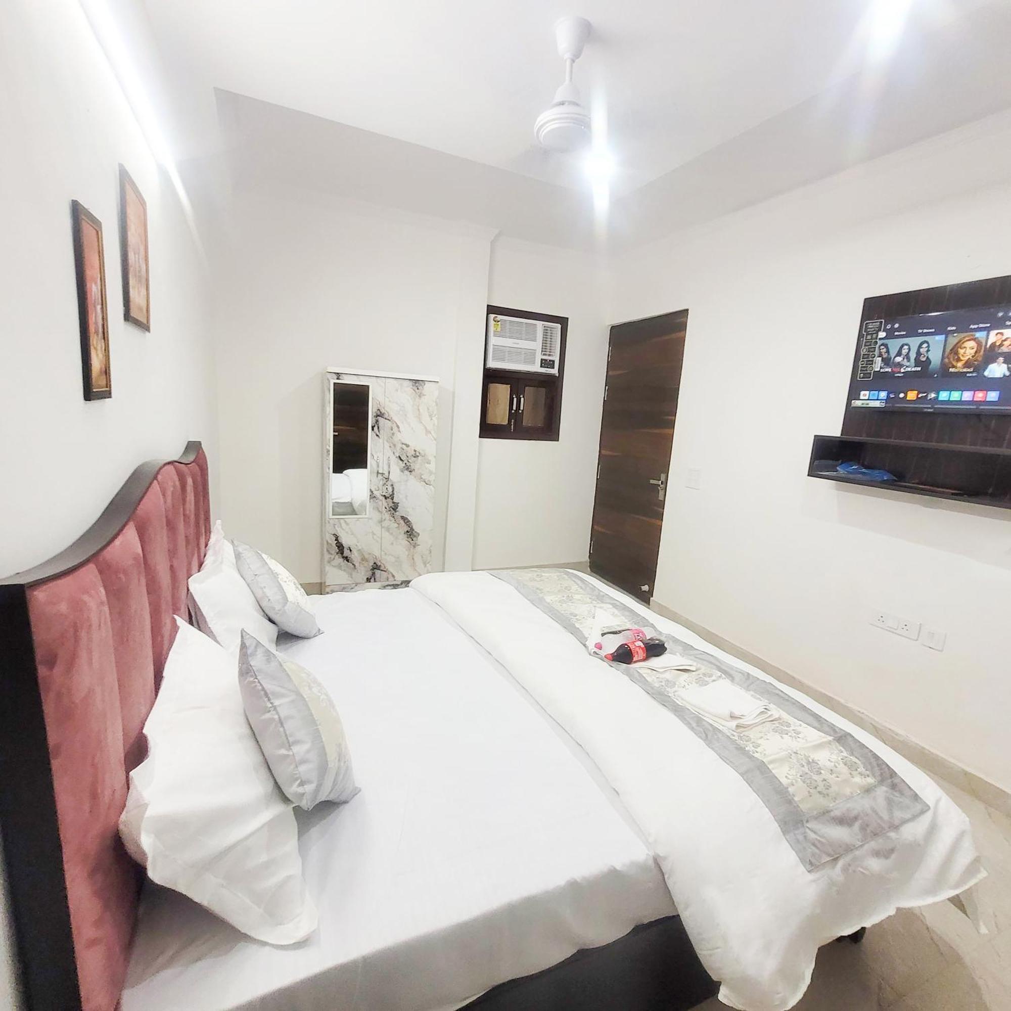 Hotel Grand - Saket 3*