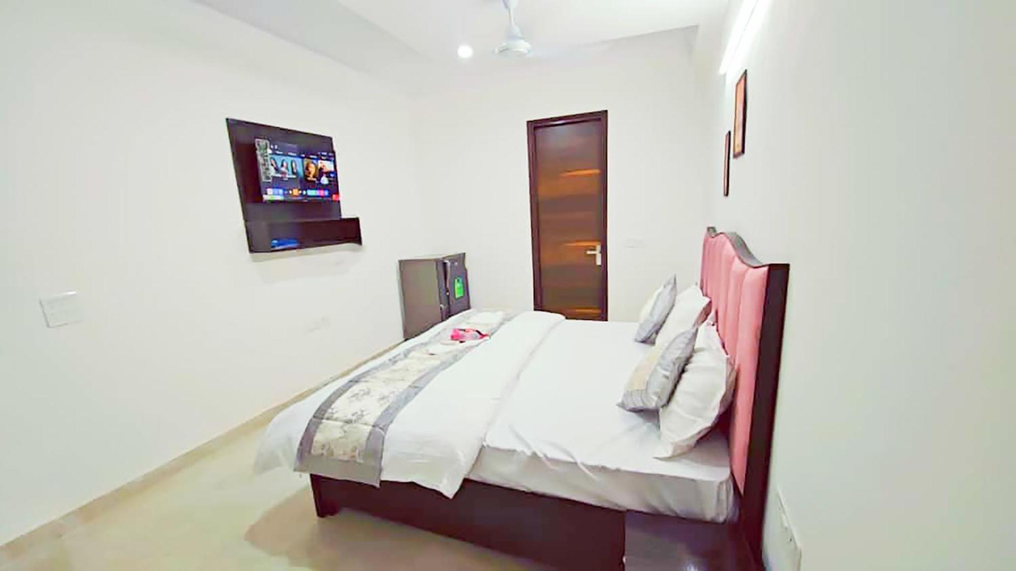 Hotel Grand - Saket